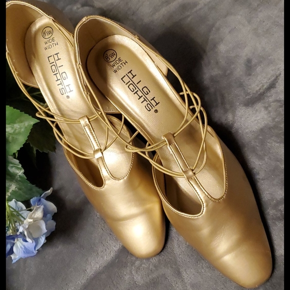 Heels - Picture 5 of 5